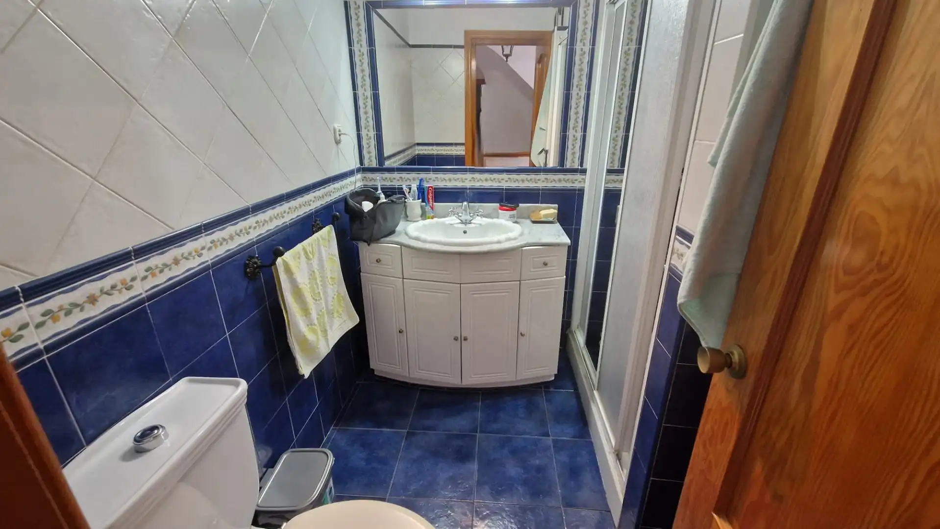 Bathroom of Houses for sale in Estepona  with Air Conditioner and Terrace