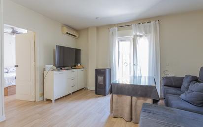 Bedroom of Flat for sale in Cenes de la Vega  with Air Conditioner, Heating and Parquet flooring