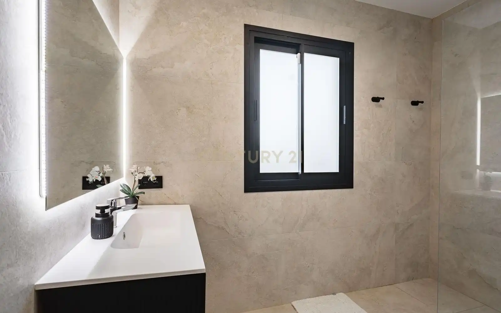 Baño de Casa o chalet en venta en Benahavís con Aire acondicionado, Trastero y Piscina
