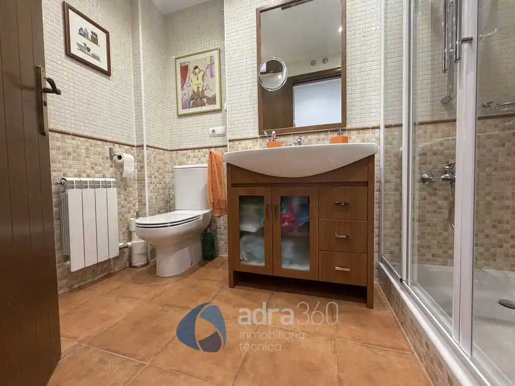 Bathroom of Flat for sale in Sojuela  with Heating, Private garden and Storage room