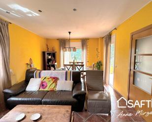 Living room of House or chalet for sale in L'Escala  with Terrace and Balcony