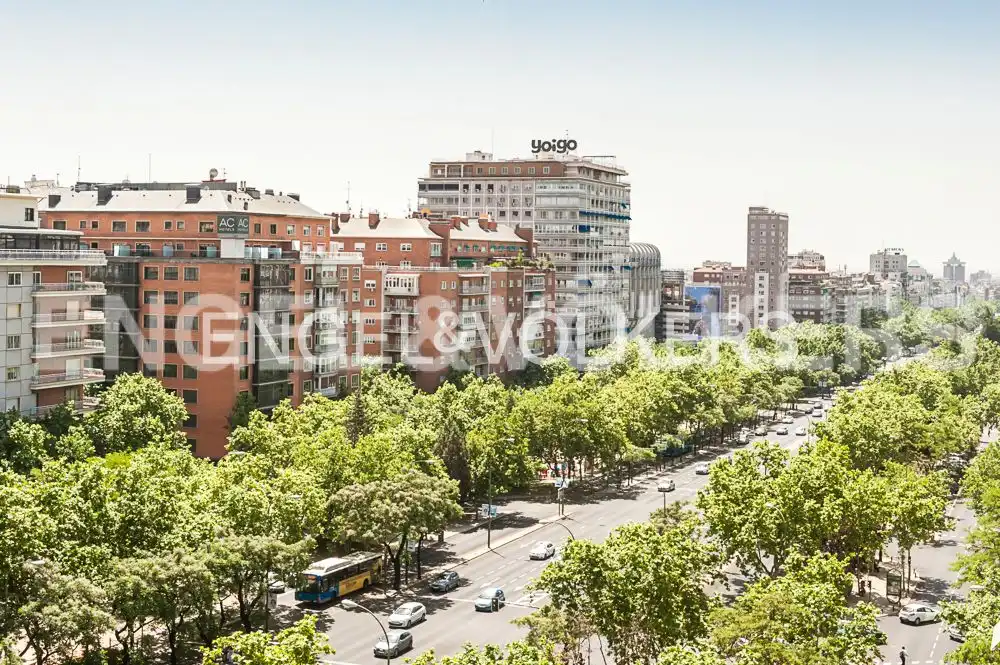 Exterior view of Flat for rent in Madrid  with Air Conditioner, Heating and Furnished