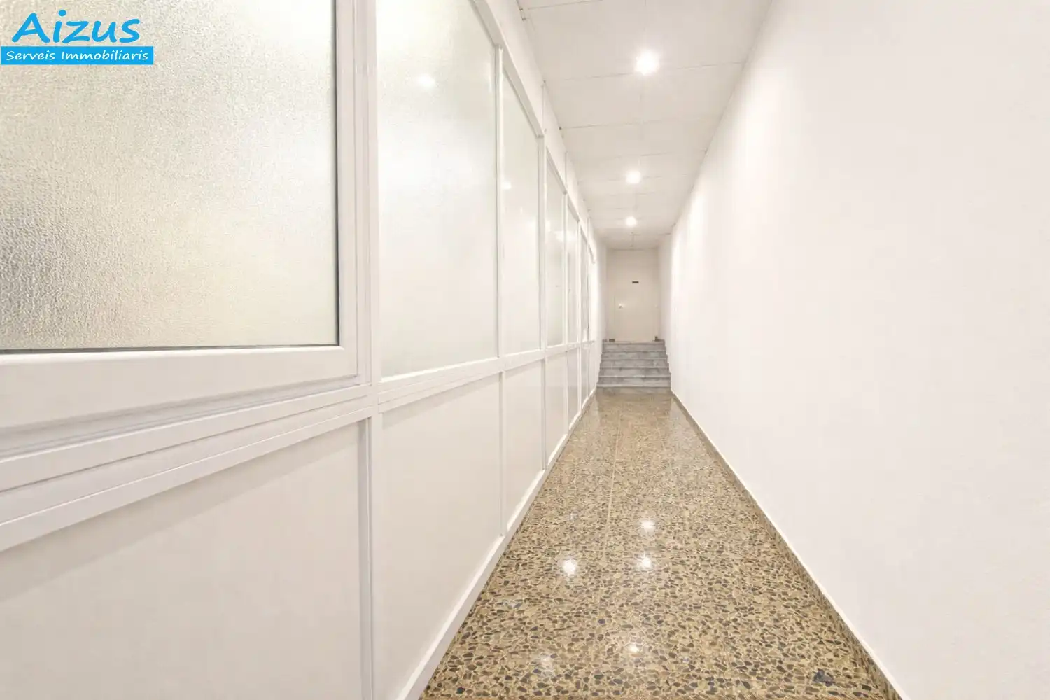 Local comercial en alquiler en Centre - Eixample – Can Llobet, imagen 4