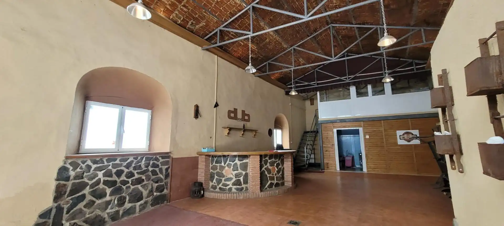 Industrial buildings for sale in El Viso