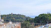 Vista exterior de Casa o xalet en venda en Caldes d'Estrac amb Calefacció, Jardí privat i Terrassa