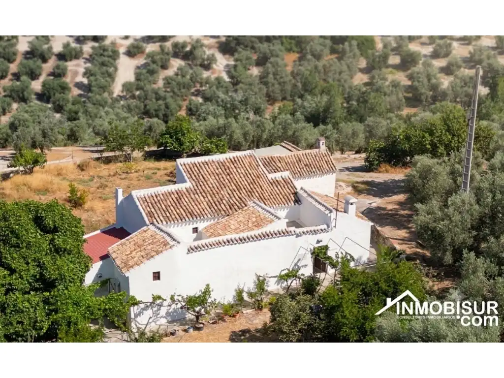 Casa rústica en venda a Villanueva de Algaidas