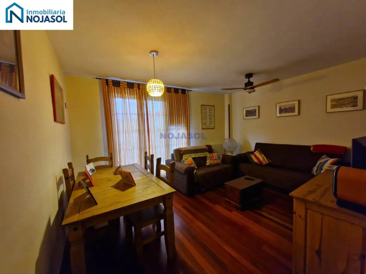 Sala de estar de Apartamento en venta en Meruelo con Calefacción, Amueblado y Balcón