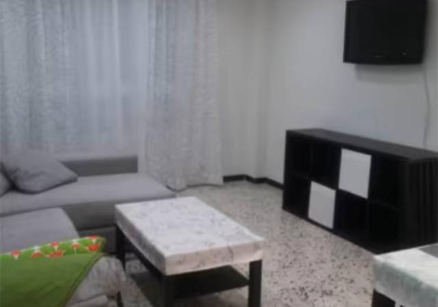 Piso en Alquiler en Carrer Bernabé del Campo Latorre en Altabix