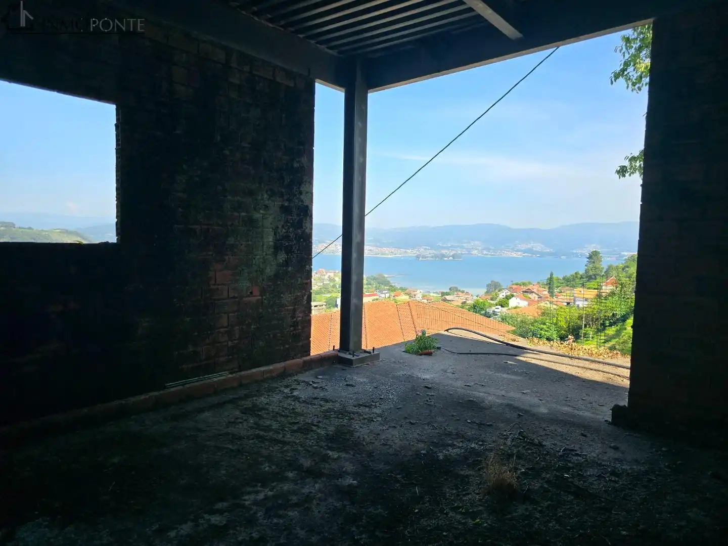 Vista exterior de Casa o xalet en venda en Vilaboa amb Jardí privat