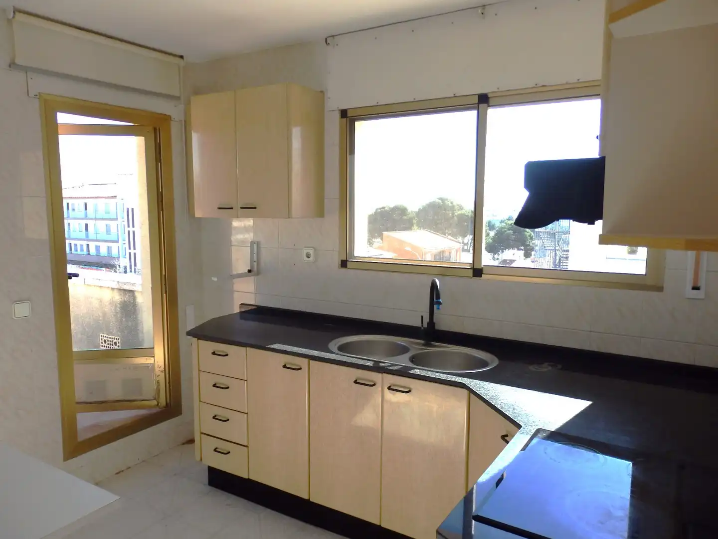 Küche von Maisonette zum Verkauf in Mont-roig del Camp mit Terrasse, Abstellraum und Möbliert