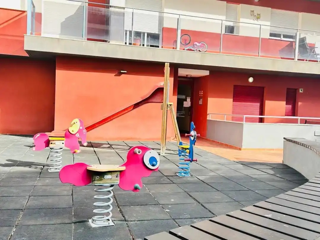 Außenansicht von Wohnung zur Miete in Zona Papa Luna - Platja del Gurugú
