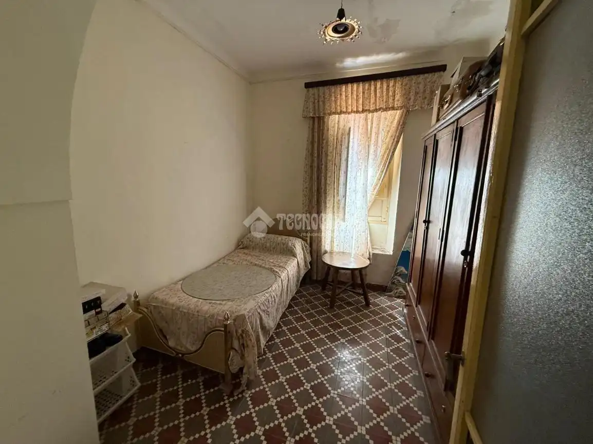 Habitación de Casa adosada en venta en Arahal con Balcón