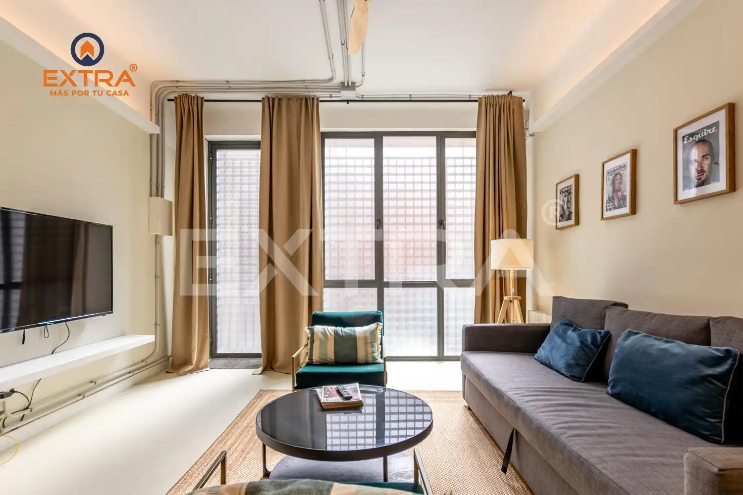 Living room of Flat for sale in Madrid  with Furnished