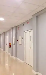Büro zur Miete in Coslada mit Klimaanlage, Heizung und Alarm