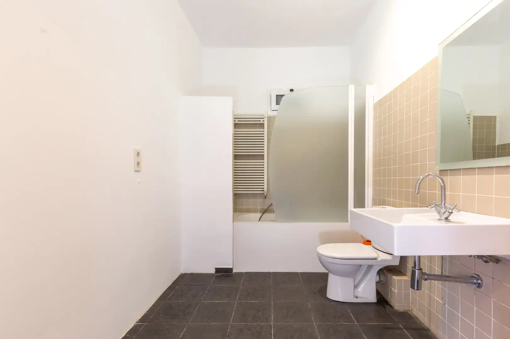 Baño de Planta baja en venta en Sant Just Desvern con Calefacción y Terraza
