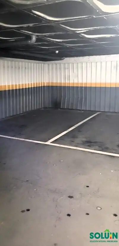 Aparcament de Garatge en venda en Madrid
