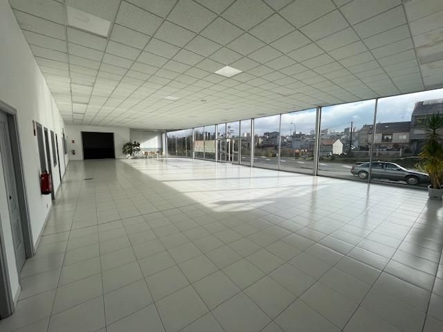 Nau industrial de lloguer en O Carballiño  