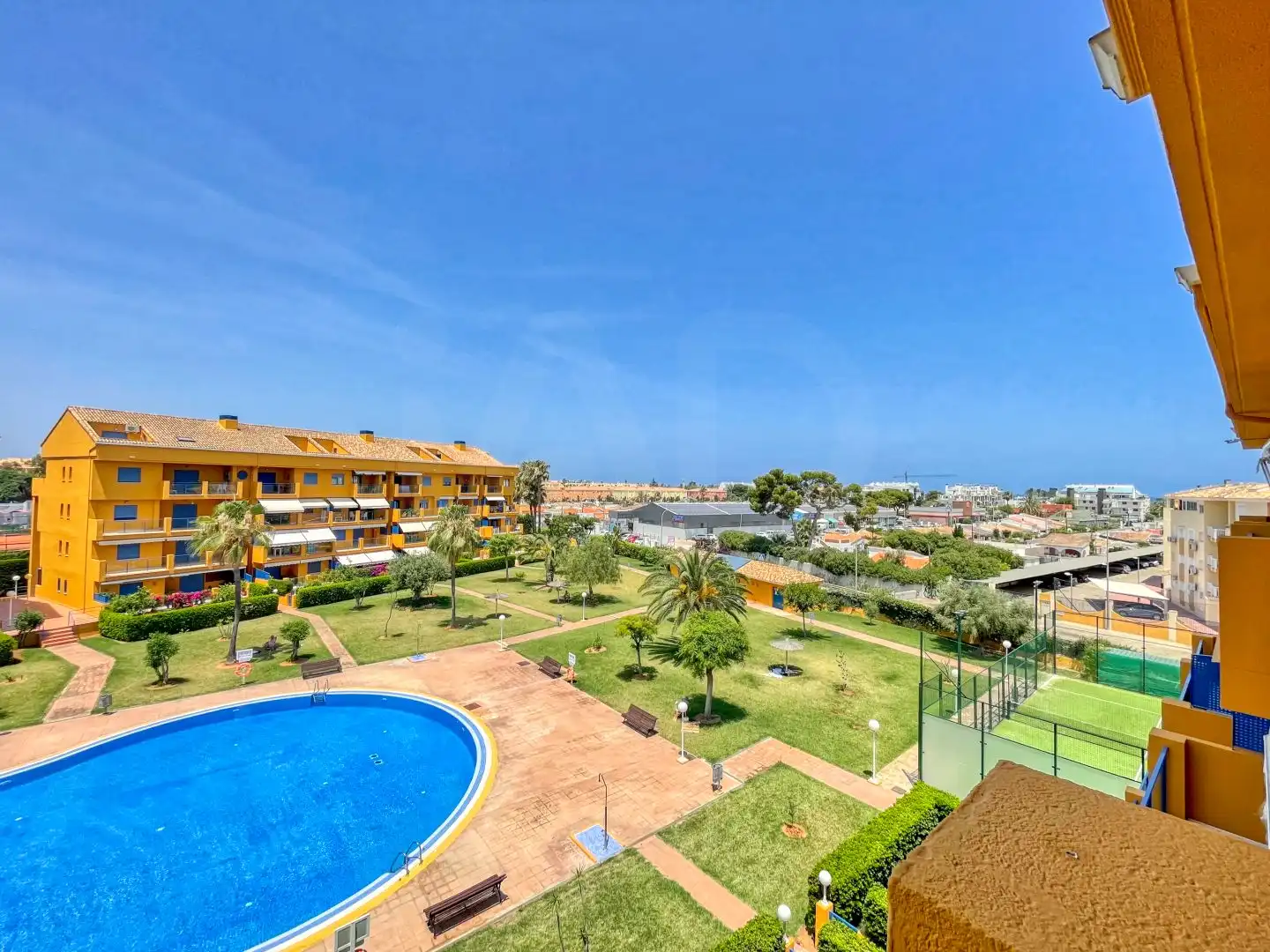 Außenansicht von Dachboden zum Verkauf in Dénia mit Klimaanlage, Heizung und Terrasse