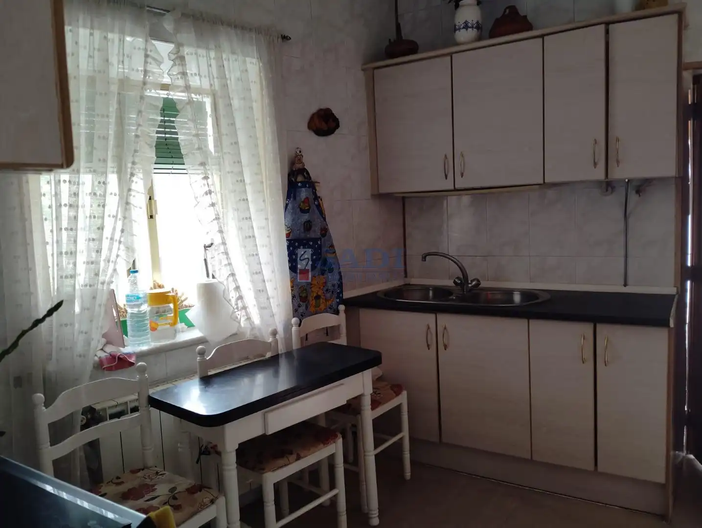 Cuina de Casa o xalet en venda en Almuradiel amb Calefacció, Traster i Moblat