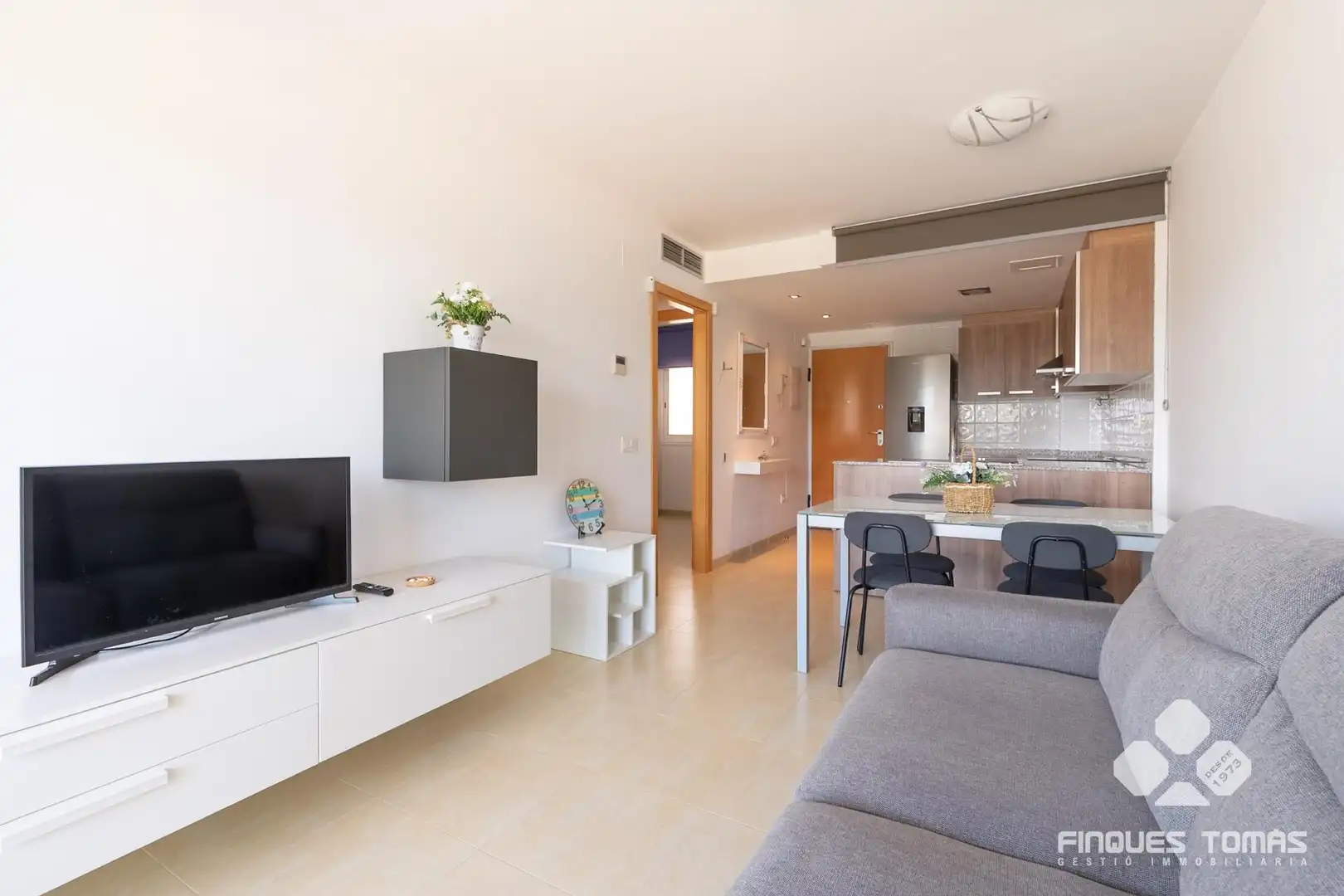 Sala d'estar de Pis en venda en Calafell amb Aire condicionat, Terrassa i Moblat