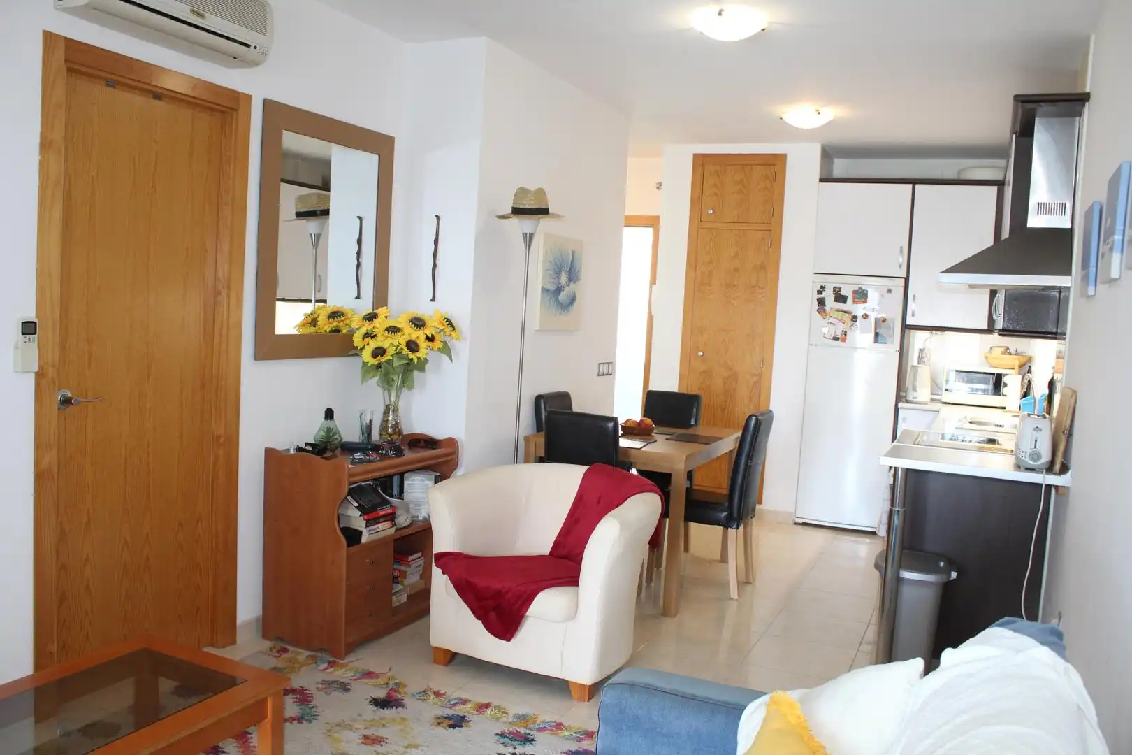 Sala d'estar de Apartament en venda en Vícar amb Aire condicionat, Jardí privat i Terrassa