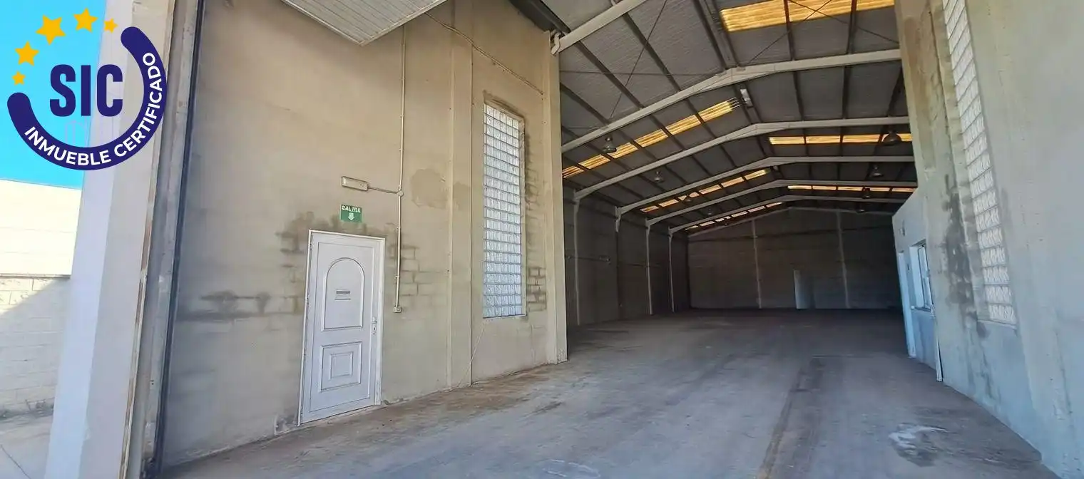 Nave industrial en venta en El Genovés