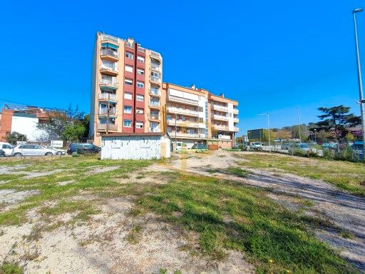 Vista exterior de Residencial en venda en Rubí