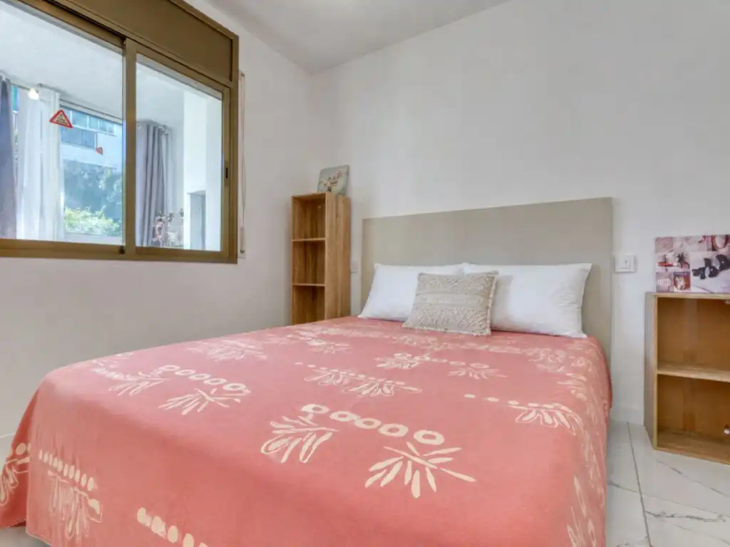 Piso con piscina en venta en Calle De Josep Carner 8, imagen 6