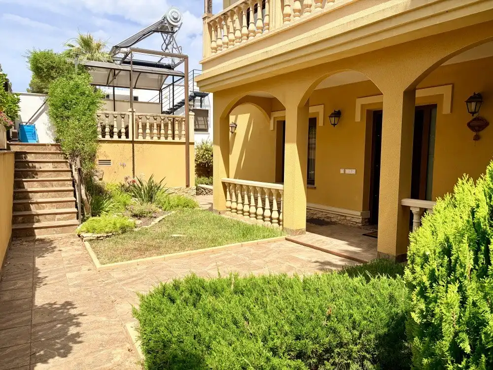 Exterior view of Houses for sale in Orihuela Costa