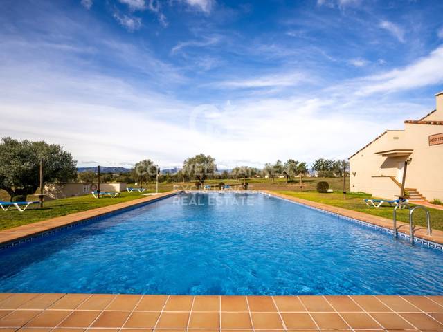 Casa adosada en Venta en Calle Madrid Urb. Panoramica en San Jorge / Sant Jordi