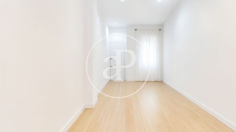 Foto 5 de Piso en venta en Trafalgar, Madrid Capital
