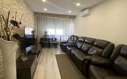 Living room of Flat for sale in Alcalá de Henares  with Heating and Terrace