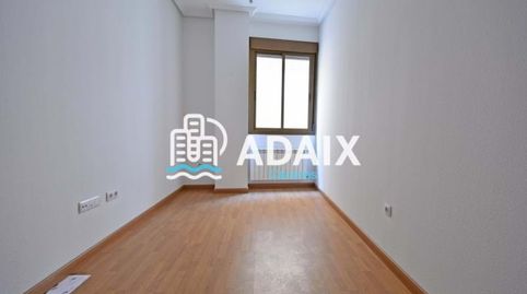 Foto 4 von Büro zum Verkauf in C. Parras, Casco Antiguo, Cáceres Capital