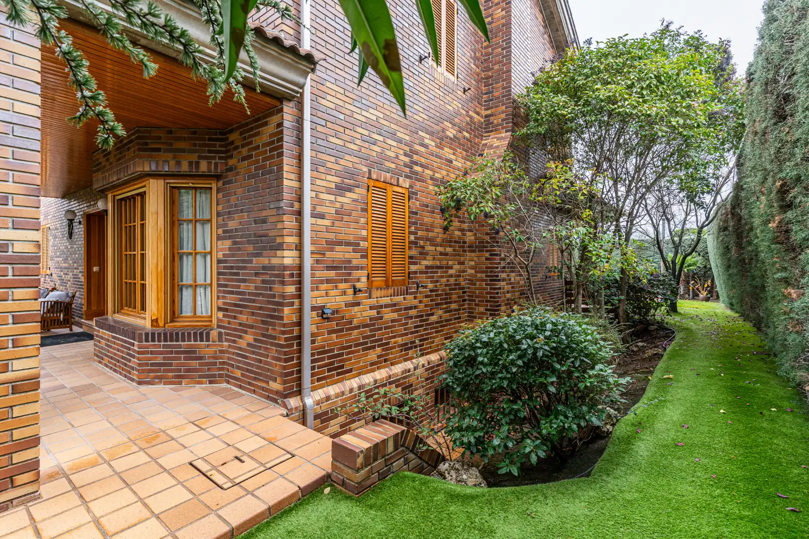 Vista exterior de Casa o chalet en venta en Las Rozas de Madrid con Aire acondicionado, Calefacción y Jardín privado