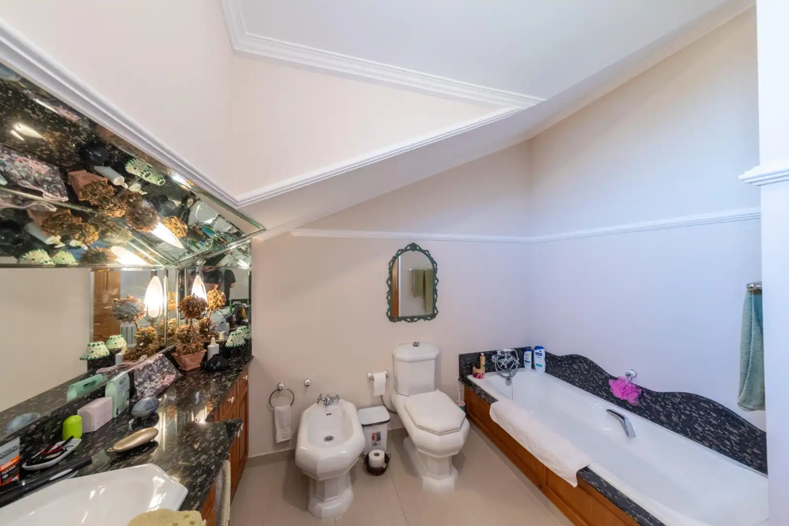 Baño de Casa o chalet en venta en A Illa de Arousa  con Calefacción, Jardín privado y Terraza