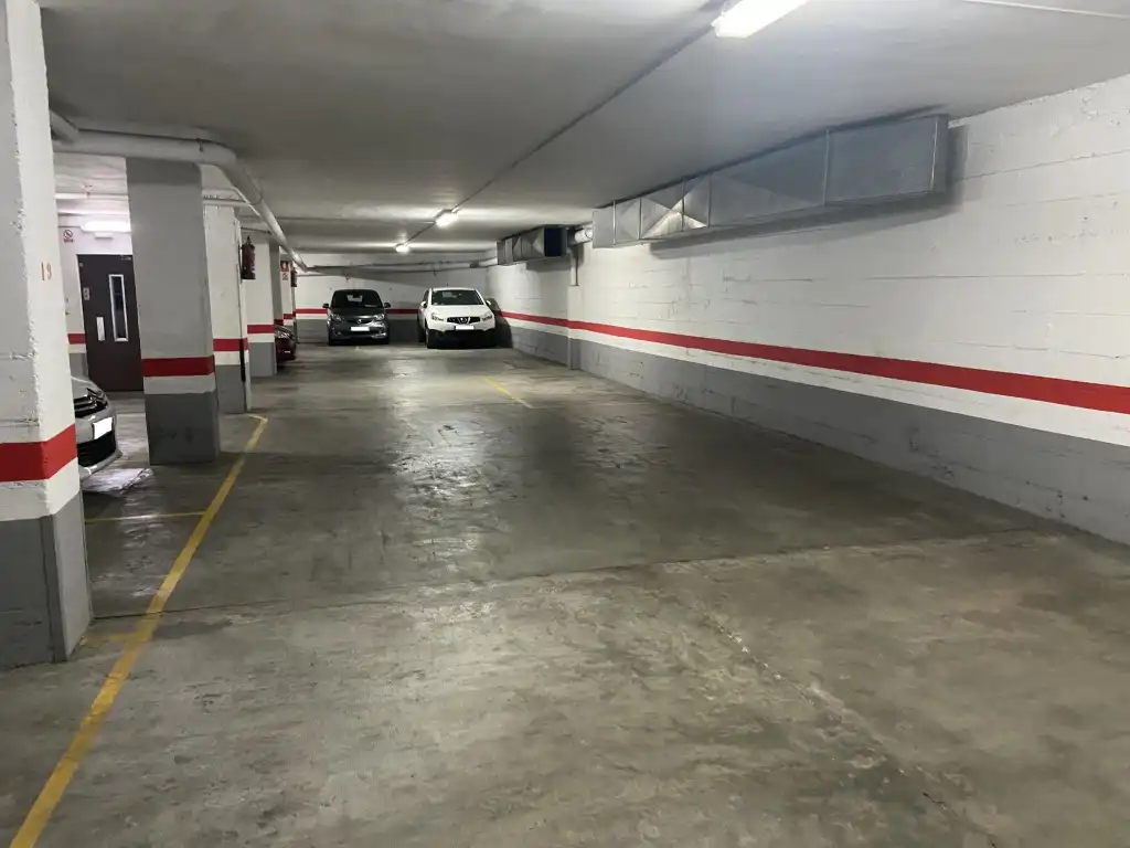 Einzelparkplatz zum Verkauf in Josep Tarradellas, imagen 7
