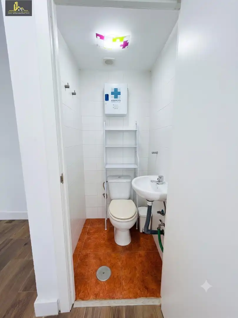 Baño de Local en venta en Jerez de la Frontera
