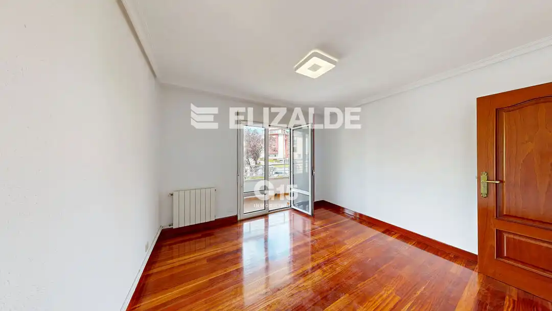 Habitación de Piso en venta en Hernani con Terraza, Trastero y Balcón