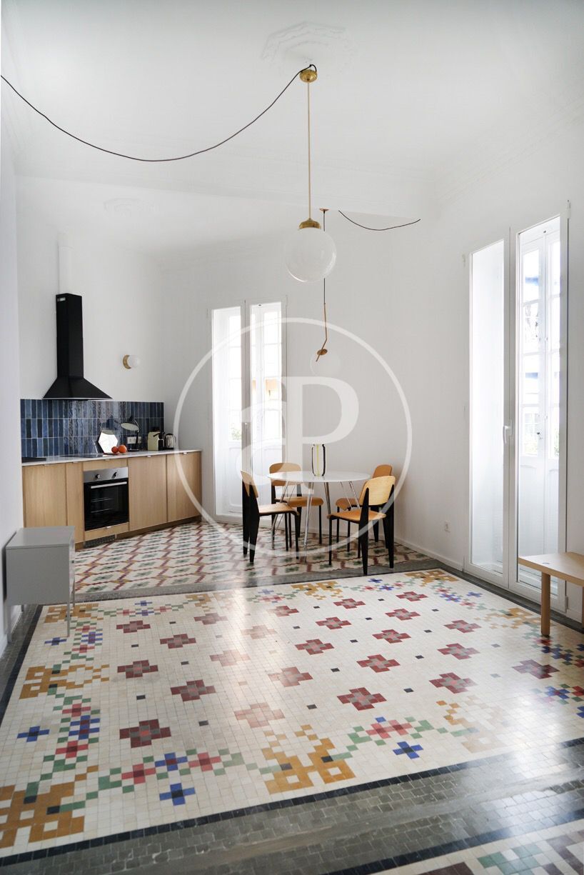 Flat for rent in C. del Doctor Gil i Morte, Arrancapins