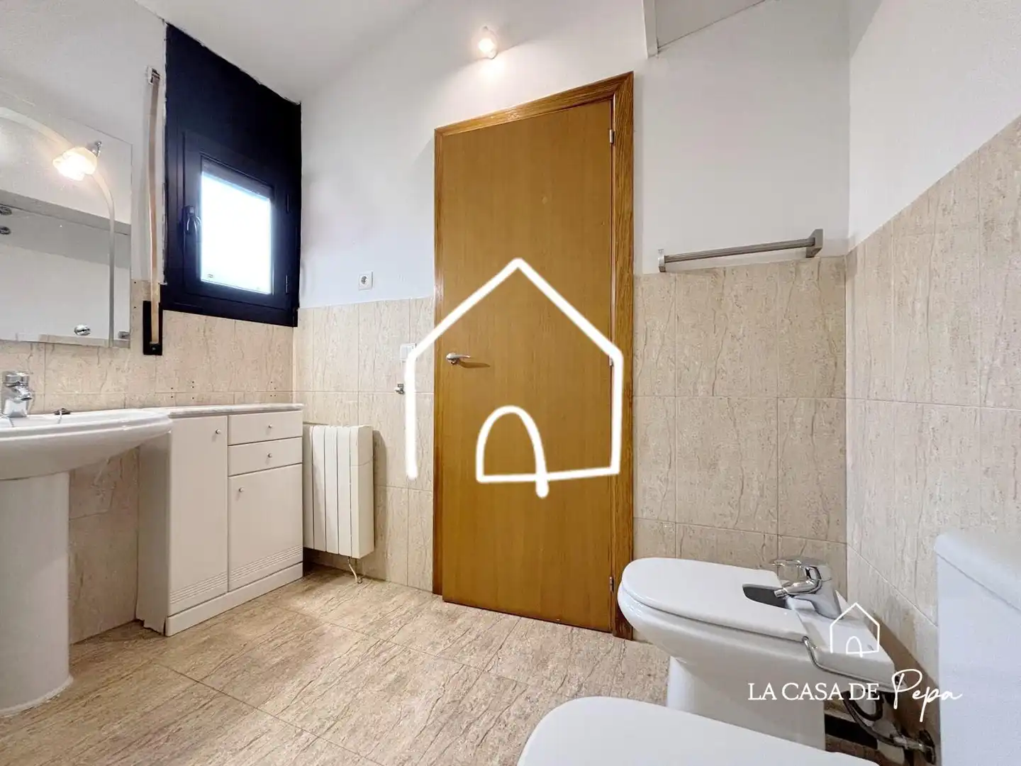 Baño de Ático en venta en Begues con Calefacción, Parquet y Balcón