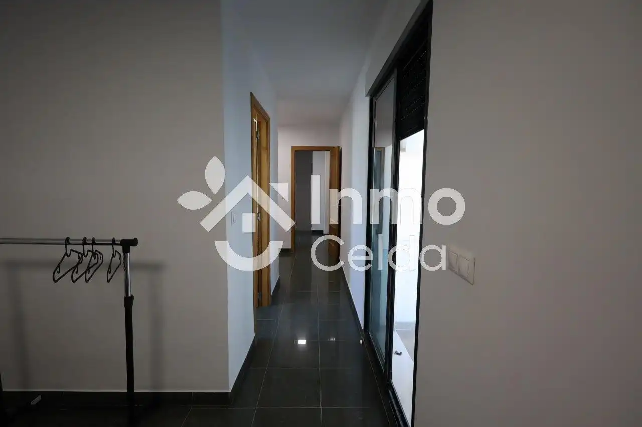 Casa adosada en venta en Chiva con Aire acondicionado, Calefacción y Terraza