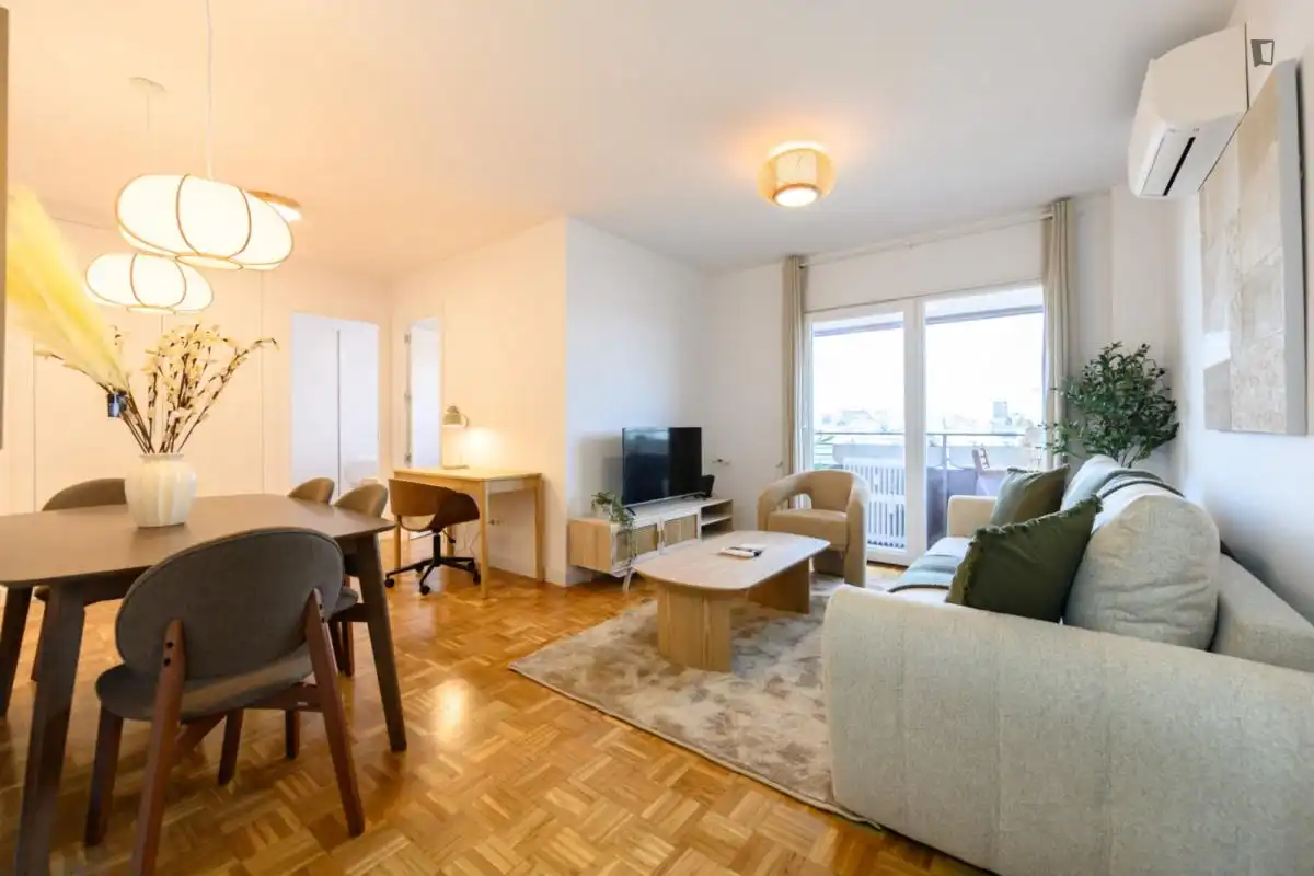 Wohnzimmer von Wohnungen zur Miete in Madrid mit Klimaanlage, Heizung und Möbliert