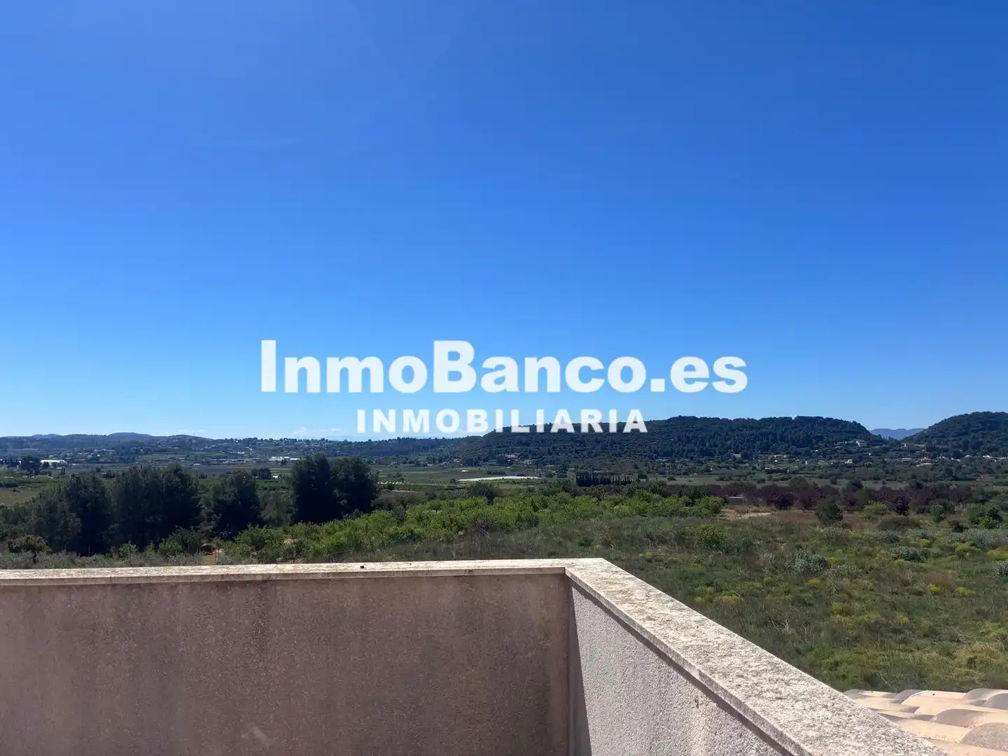 Houses for sale in Montserrat  with Private garden and Terrace