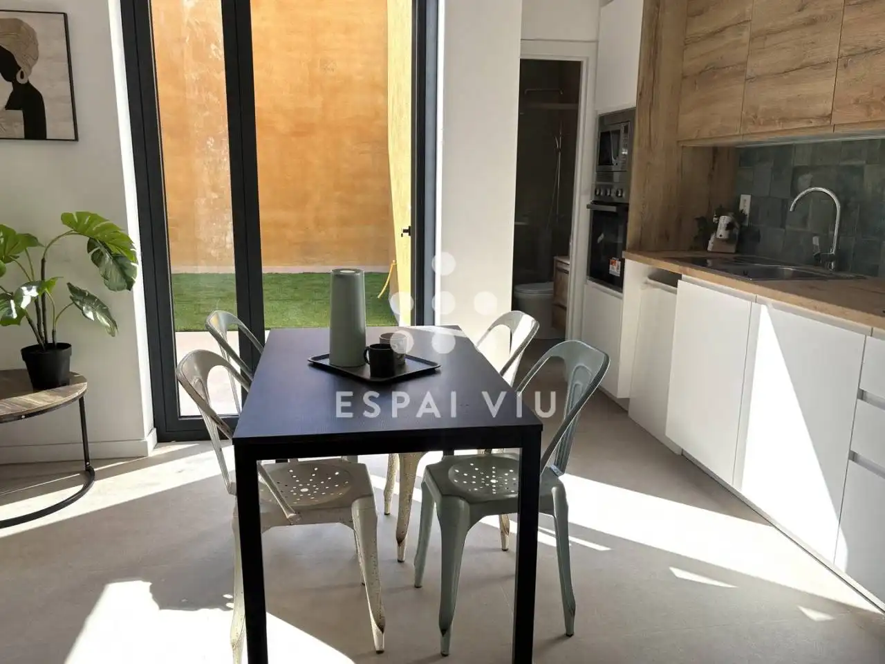 Küche von Haus oder Chalet zum Verkauf in Sabadell mit Heizung und Privatgarten
