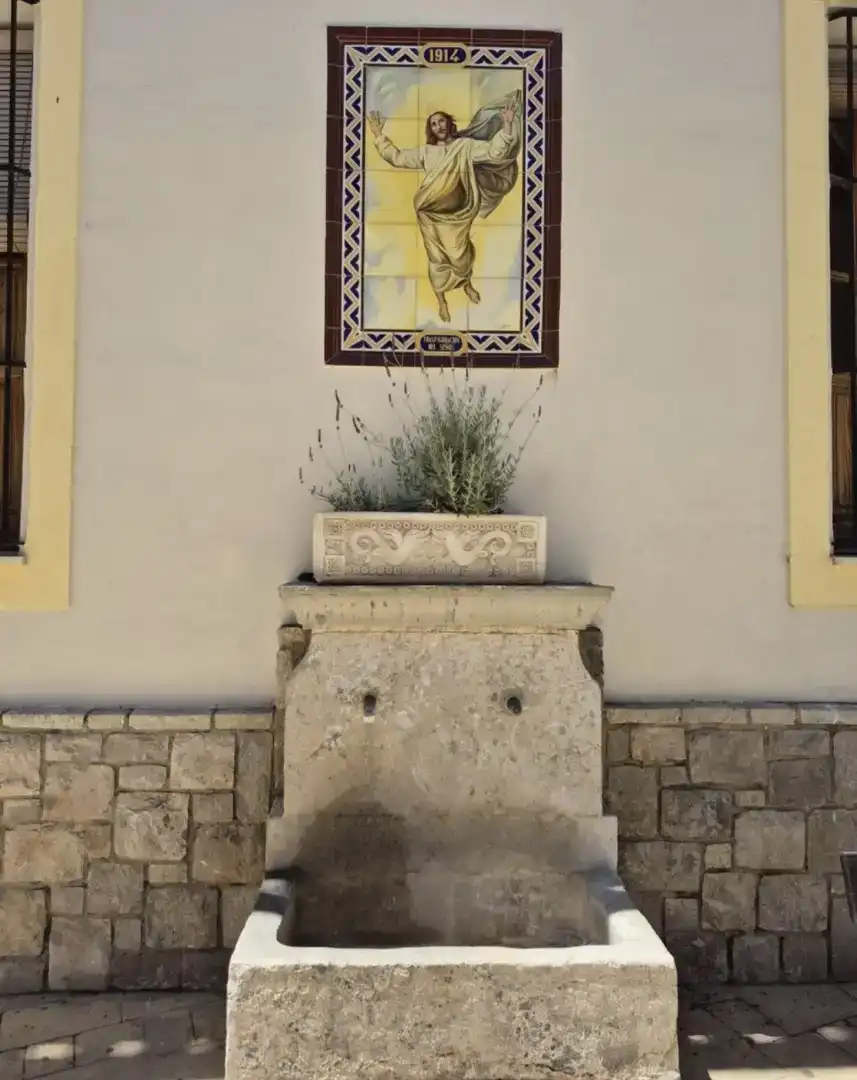 Jardí de Casa adosada en venda en Macastre amb Aire condicionat, Traster i Moblat