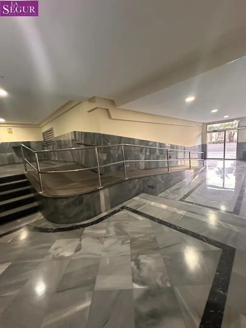 Piso en venta en Cádiz con Calefacción