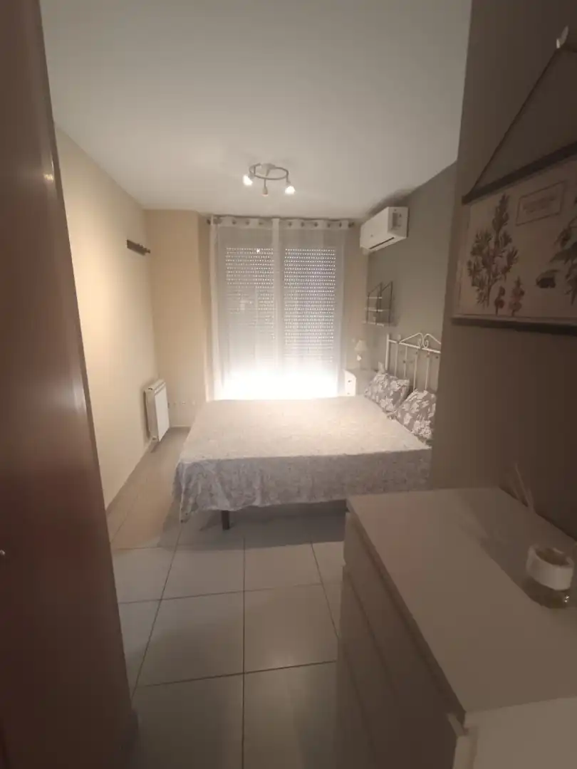 Habitación de Piso de alquiler en Burriana / Borriana con Aire acondicionado, Calefacción y Amueblado