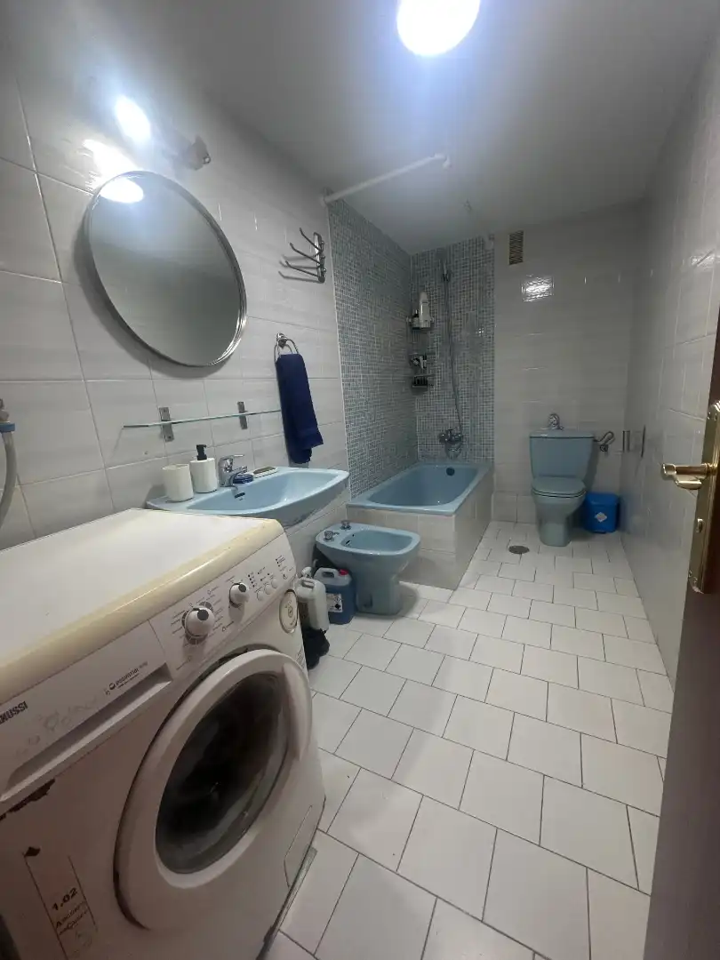 Baño de Piso en venta en Vélez-Málaga con Aire acondicionado, Calefacción y Jardín privado