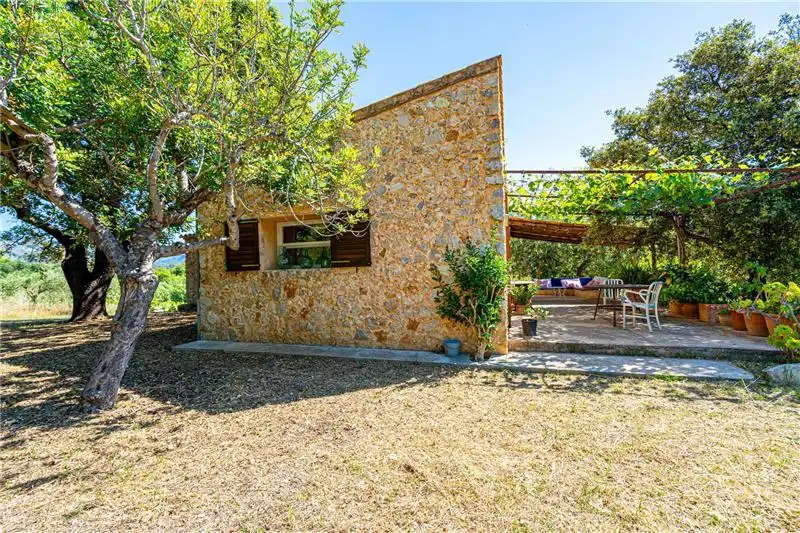 Vista exterior de Finca rústica de alquiler en Selva con Calefacción, Jardín privado y Terraza