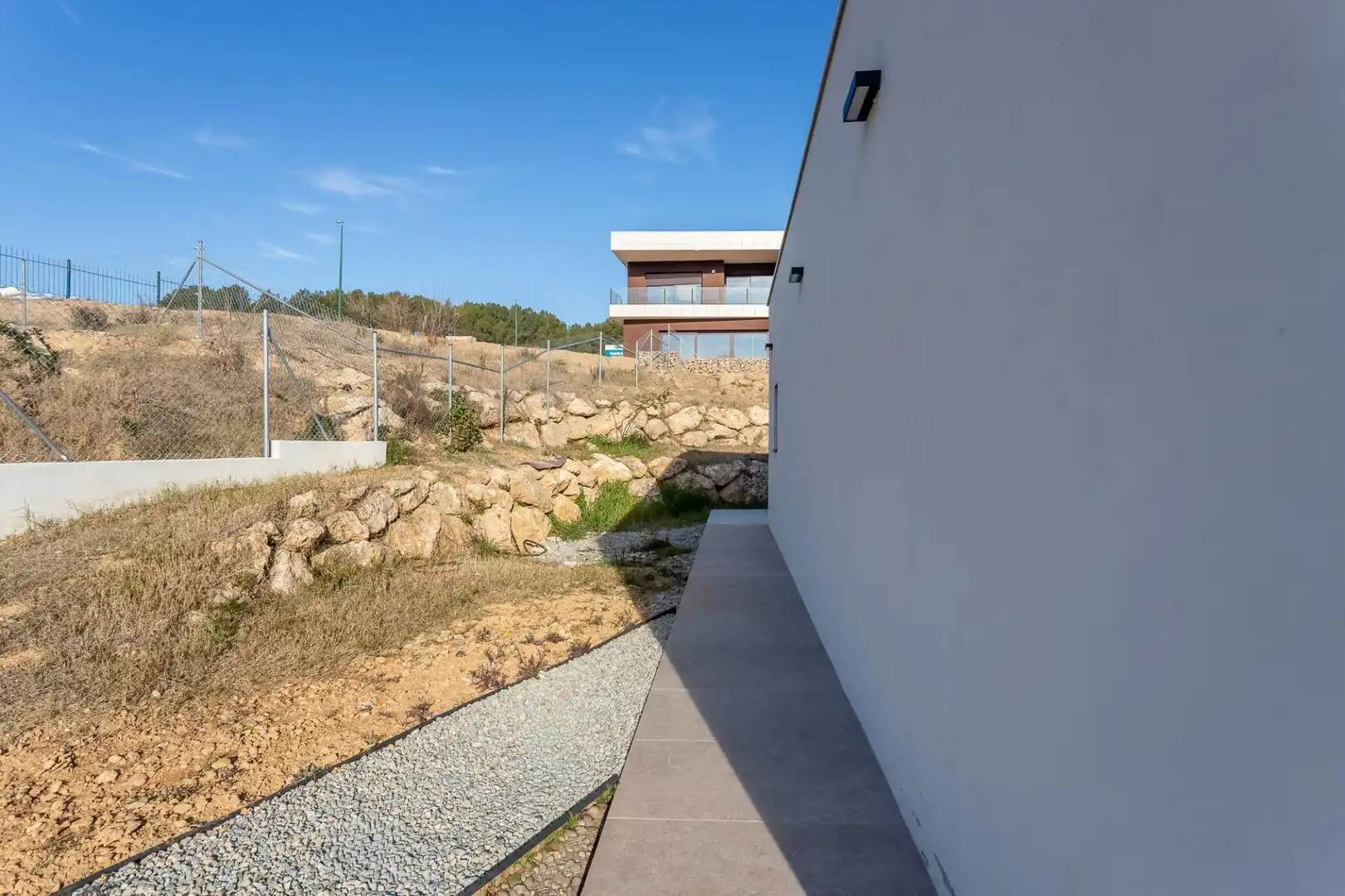 Vista exterior de Casa o chalet de alquiler en Sant Esteve Sesrovires con Calefacción, Jardín privado y Parquet